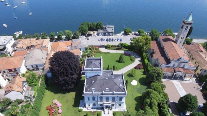Photo 9 de l'annonce 2495196 - prestigieuse villa d'époque avec annexe et guérite rénovée à vendre à lesa sur le lac majeur