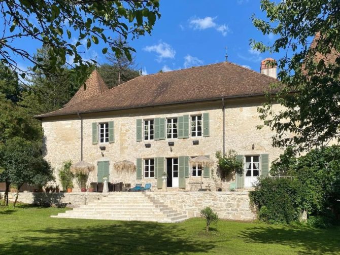 Photo 1 of the property 84229366 - 50 min from geneva | magnificent chÂteau