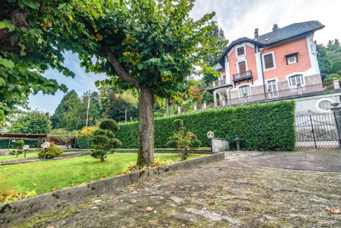 Photo 23 de l'annonce 3637818 - villa d’époque à vendre avec quai et piscine