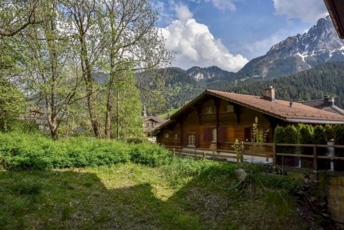 Photo 2 of the property 83310870 - exceptional chalet in the heart of the village