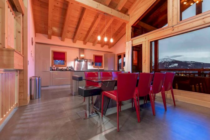 Photo 2 of the property 83788902 - beautiful chalet in crans-montana