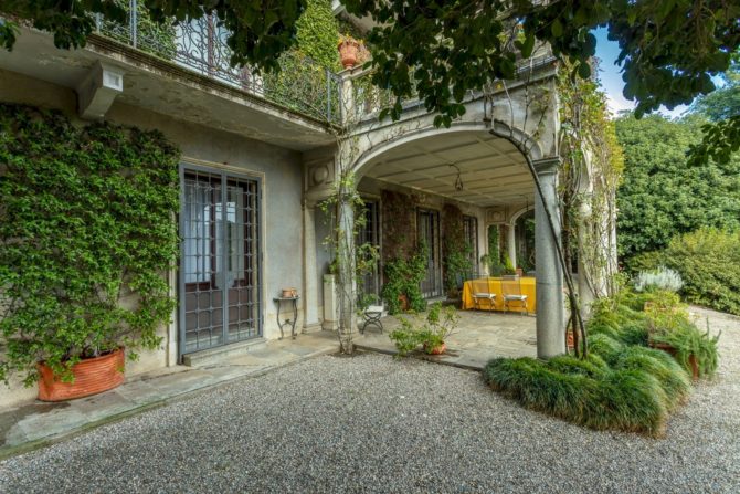 Photo 15 de l'annonce 2187731 - a verbania lac majeur prestigieuse villa d’époque avec parc séculaire et piscine