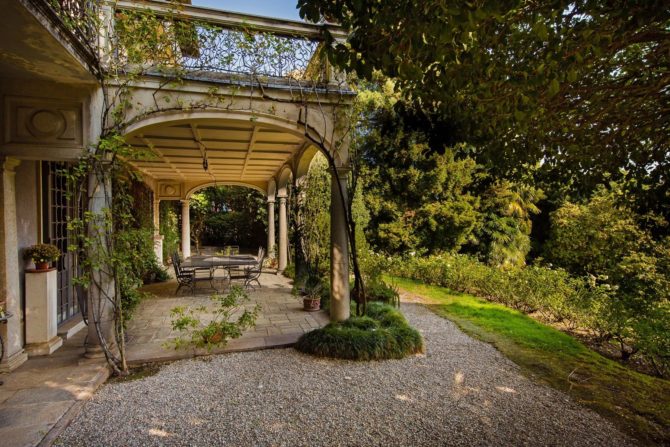 Photo 16 of the property 2187731 - verbania lago maggiore prestigious period villa with centuries-old park and swimming pool