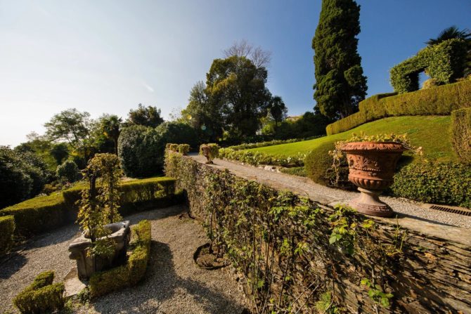 Photo 18 de l'annonce 2187731 - a verbania lac majeur prestigieuse villa d’époque avec parc séculaire et piscine