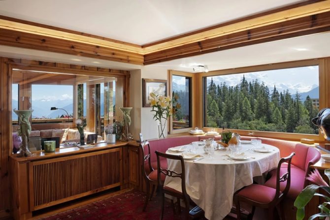 Photo 4 of the property 85152080 - splendid chalet overlooking crans-montana