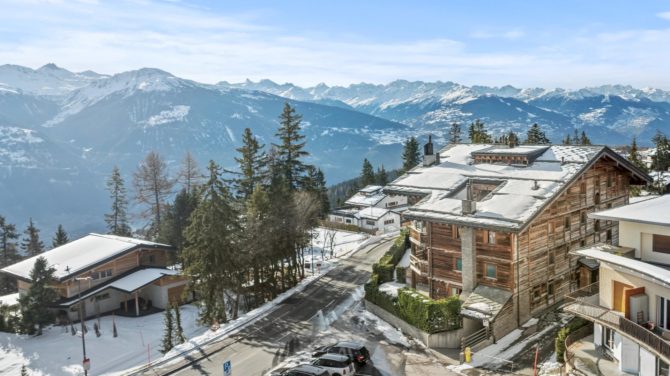 Photo 1 of the property 85516849 - exceptional triplex in crans-montana