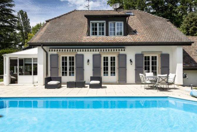 Photo 2 de l'annonce 85136203 - en exclusivité : belle villa vaudoise rénovée avec piscine