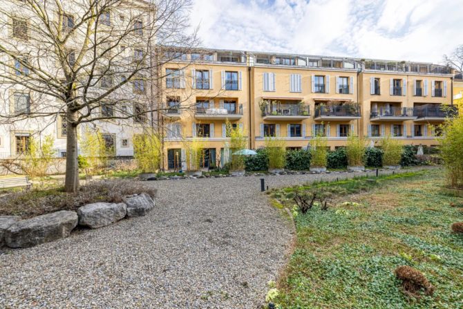 Photo 2 of the property 85693970 - duplex penthouse with terraces - panoramic view of old carouge